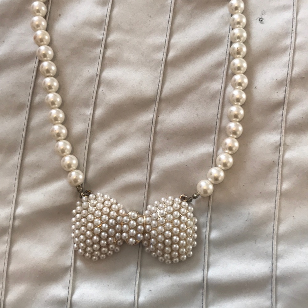 Jewelry - Picture 2 of 3